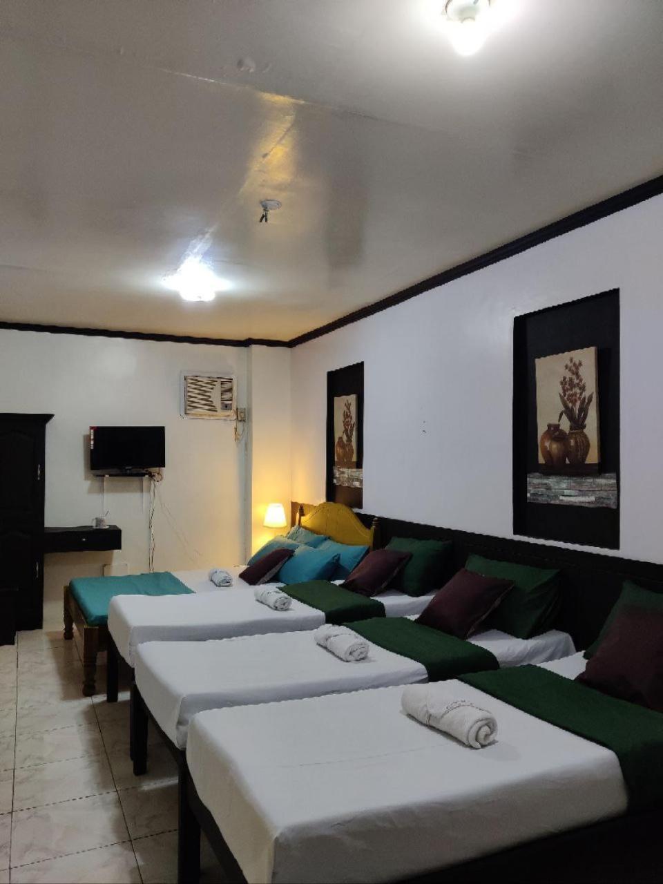 Center Parkway Pension House Kalibo Eksteriør bilde