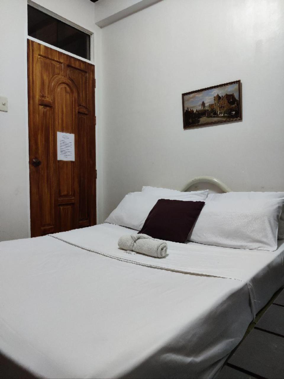 Center Parkway Pension House Kalibo Eksteriør bilde